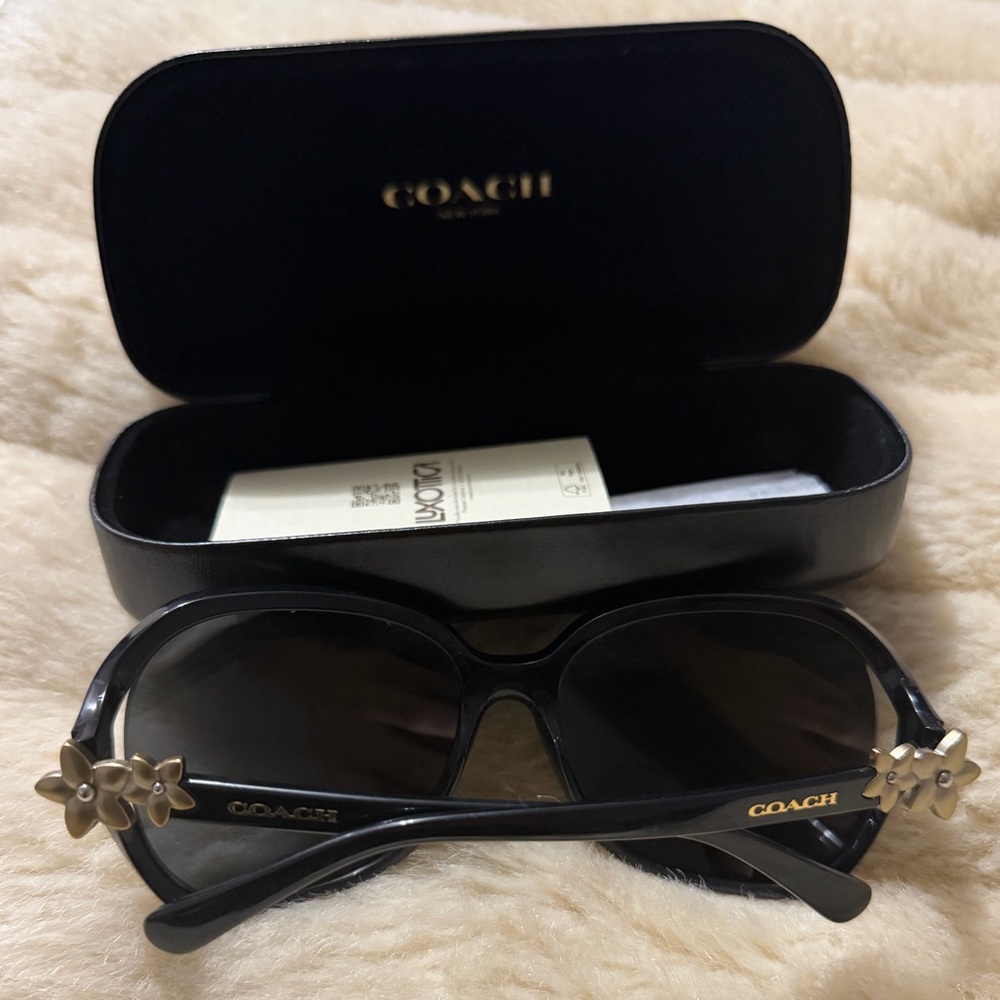 Coach Black and Gold Women's Sunglasses - Picture 4 of 5